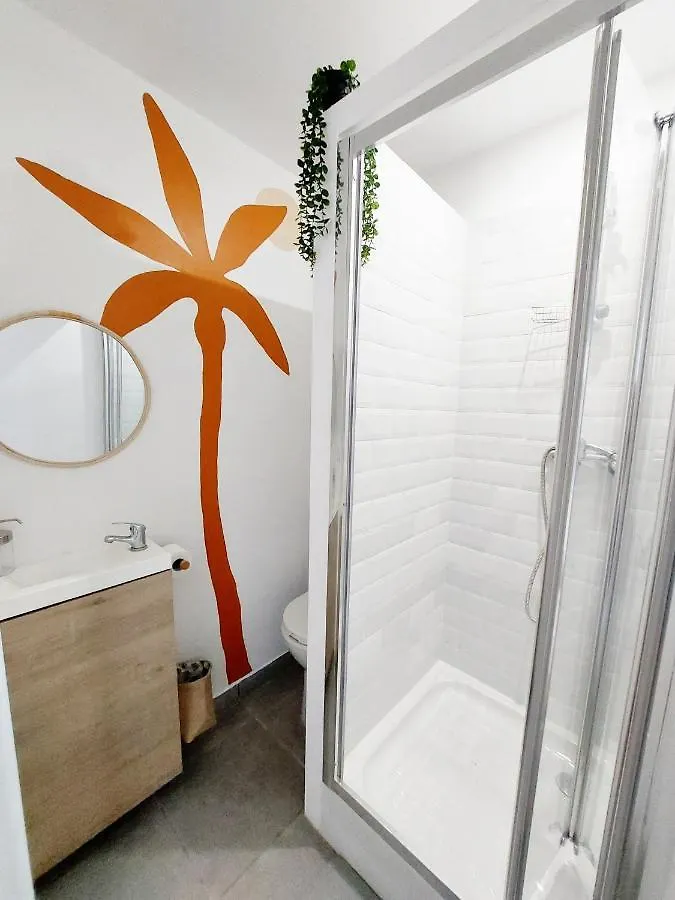 Coast - Utopy Hostel Biarritz